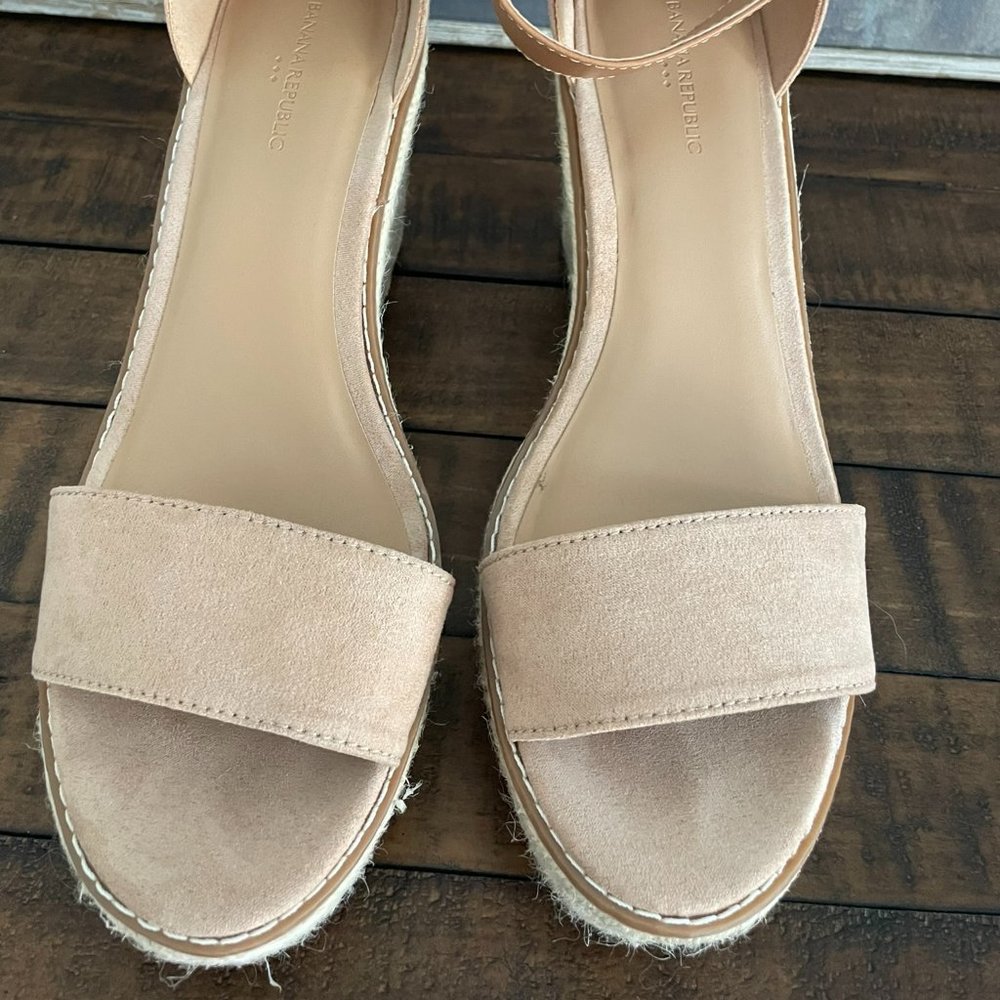 Banana Republic Wedges